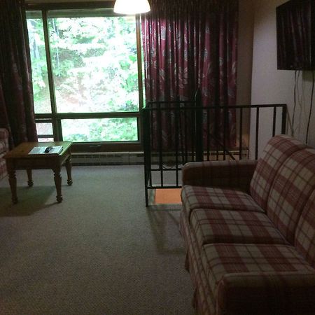 Evergreen Valley Inn Stoneham Esterno foto