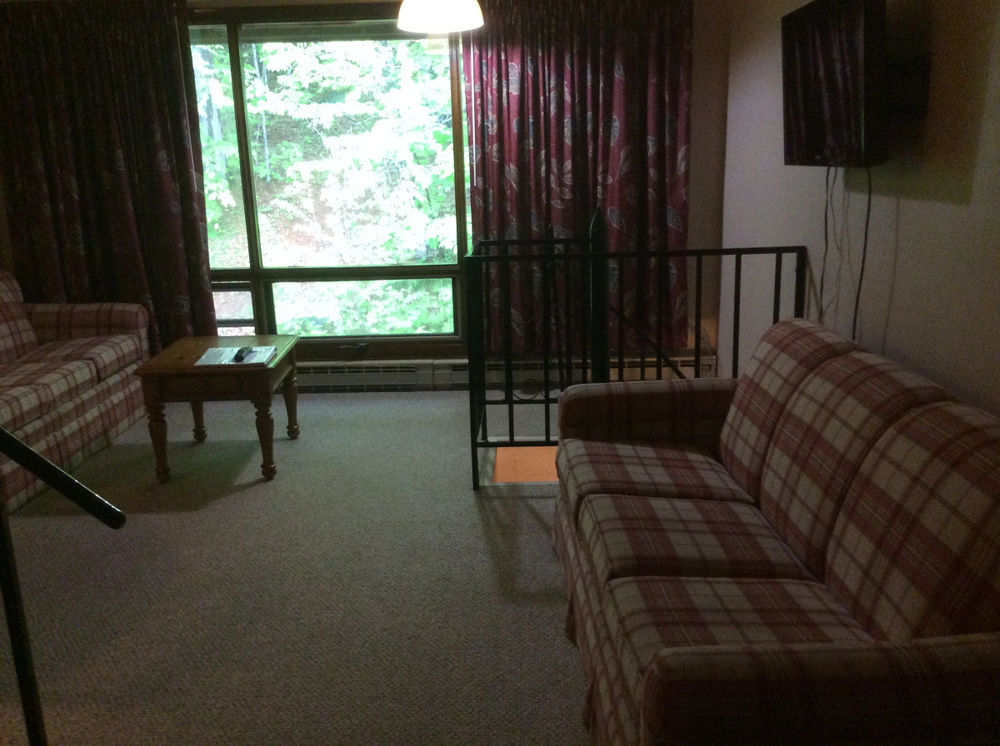 Evergreen Valley Inn Stoneham Esterno foto